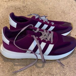 Women adidas sneakers